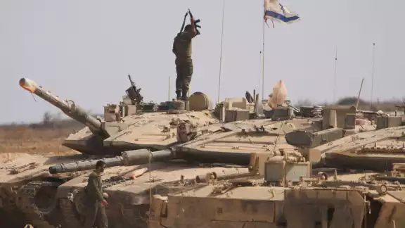 Las Brigadas Al Qasam se atribuyeron la acción y aseguraron que un “pelotón de infantería” atacó una posición del Ejército israelí en el sureste de Jan Yunis