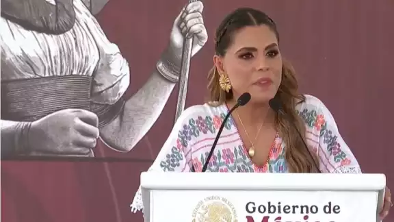 Evelyn Salgado Pineda, gobernadora de Guerrero Evelyn Salgado Pineda, gobernadora de Guerrero