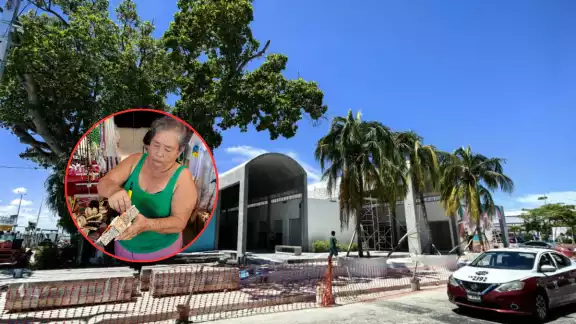 Artesanos de Ciudad del Carmen comienzan a trasladarse al nuevo Centro Artesanal tras siete años desde el incendio del antiguo mercado. Artesanos de Ciudad del Carmen comienzan a trasladarse al nuevo Centro Artesanal tras siete años desde el incendio del antiguo mercado.