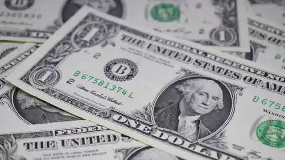 El peso ganó terreno al dólar tras el anuncio del presidente de la Reserva Federal de Estados Unidos