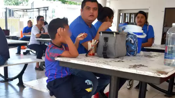 SEP vigilará venta de comida chatarra en escuelas de Campeche