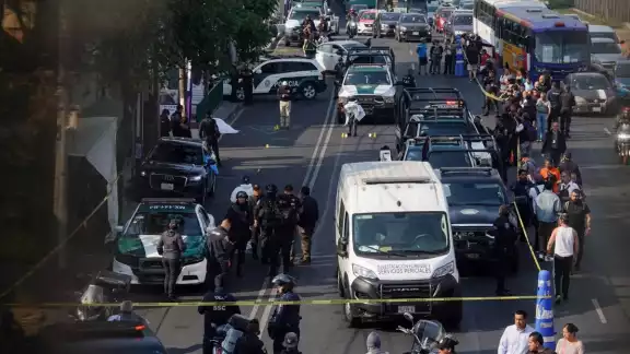 El ataque ha generado una fuerte reacción política y social en la capital El ataque ha generado una fuerte reacción política y social en la capital