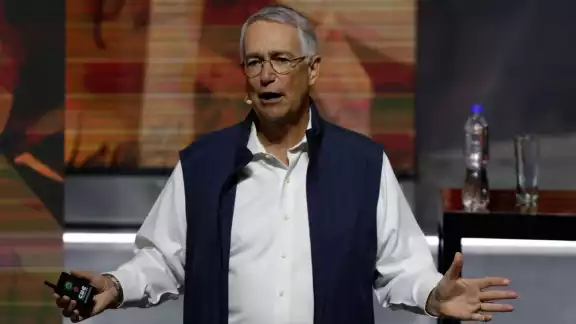 Ricardo Salinas Pliegol, presidente de Grupo Salinas