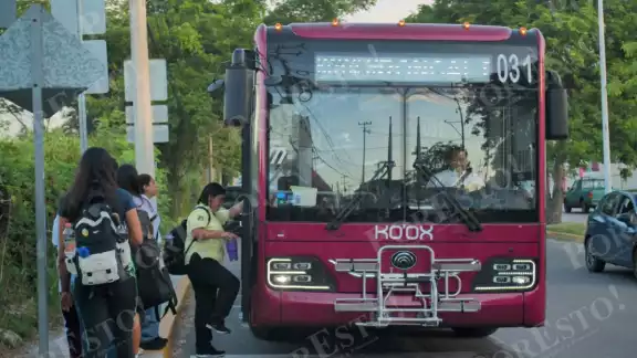 El Gobierno de Campeche inició la reestructuración de rutas y paraderos del sistema Ko’ox para mejorar el servicio. El Gobierno de Campeche inició la reestructuración de rutas y paraderos del sistema Ko’ox para mejorar el servicio.