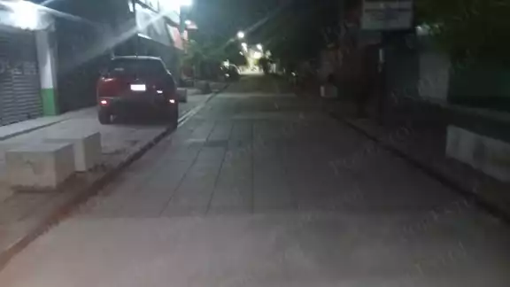 Vecinos denuncian oscuridad e inseguridad en el andador de la calle 29 Vecinos denuncian oscuridad e inseguridad en el andador de la calle 29