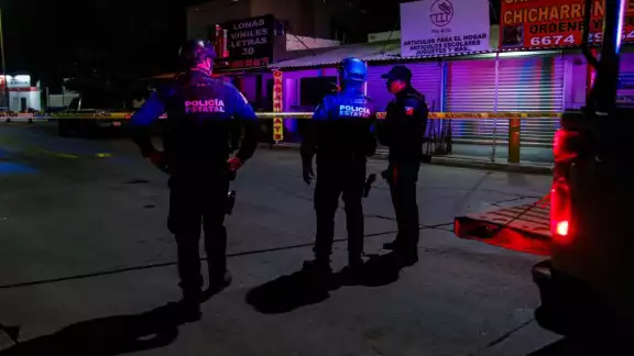 Culiacán enfrenta una nueva jornada de violencia y planteles suspenden clases presenciales