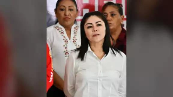 Dos candidatas, una de Movimiento Ciudadano y otra de Campeche Libre, denunciaron Violencia Política contra las Mujeres en Razón de Género. Dos candidatas, una de Movimiento Ciudadano y otra de Campeche Libre, denunciaron Violencia Política contra las Mujeres en Razón de Género.