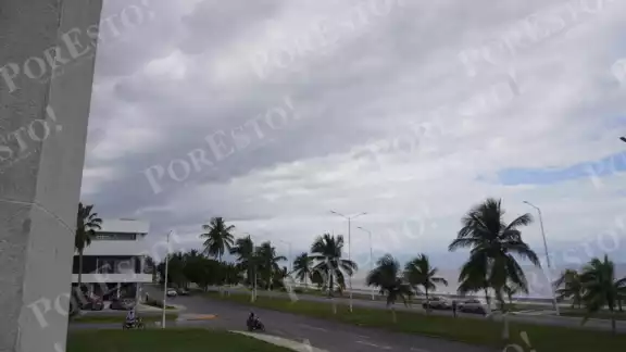 El Frente Frío No. 11 provoca un evento de “Norte” que se mantendrá durante toda la semana en Campeche. El Frente Frío No. 11 provoca un evento de “Norte” que se mantendrá durante toda la semana en Campeche.