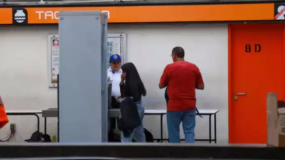 El sujeto que agredió a 4 personas en la estación del Metro Tacubaya en la CDMX, es investigado por homicidio calificado en grado de tentativa El sujeto que agredió a 4 personas en la estación del Metro Tacubaya en la CDMX, es investigado por homicidio calificado en grado de tentativa