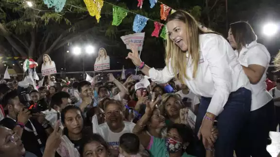 Cecilia Patrón aseguró que le tiene gran cariño a la zona de los Vergeles Cecilia Patrón aseguró que le tiene gran cariño a la zona de los Vergeles