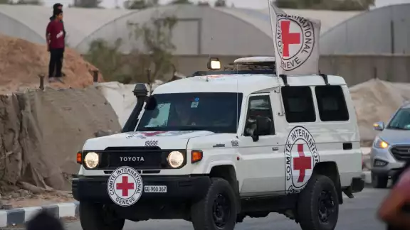 El gobierno de Israel confirmó que los últimos cuerpos entregados corresponden a Amiram Cooper y Sahar Baruch