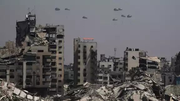 Alemania reafirma así su papel activo en la diplomacia europea frente al conflicto, apostando por una salida humanitaria