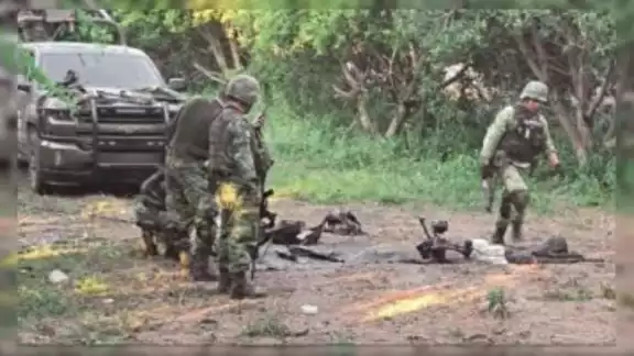 Los elementos del Ejército fueron atacados durante un recorrido de vigilancia en la zona conocida como “Los Gallineros”. Los elementos del Ejército fueron atacados durante un recorrido de vigilancia en la zona conocida como “Los Gallineros”.