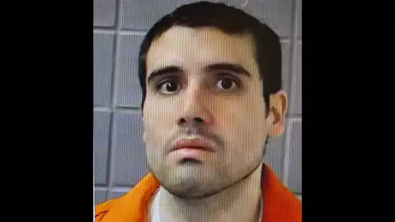Originalmente agendada para este martes, la sesión tendría como propósito que el hijo de Joaquín “El Chapo” Guzmán se declarara culpable Originalmente agendada para este martes, la sesión tendría como propósito que el hijo de Joaquín “El Chapo” Guzmán se declarara culpable