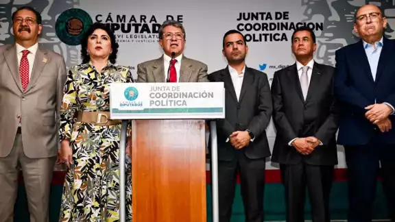 De acuerdo con los usos y reglas de alternancia en San Lázaro, este segundo año legislativo corresponde al Partido Acción Nacional De acuerdo con los usos y reglas de alternancia en San Lázaro, este segundo año legislativo corresponde al Partido Acción Nacional