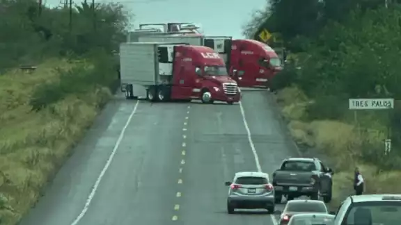 La carretera federal 101 es un eje vial estratégico que conecta la zona norte del estado con Ciudad Victoria La carretera federal 101 es un eje vial estratégico que conecta la zona norte del estado con Ciudad Victoria