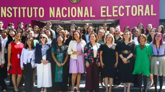 El INE instaló la Comisión Temporal para organizar la primera elección judicial el proximo año El INE instaló la Comisión Temporal para organizar la primera elección judicial el proximo año
