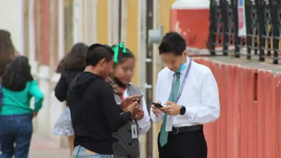 Consulta Infantil y Juvenil alerta sobre el ciber acoso en Campeche