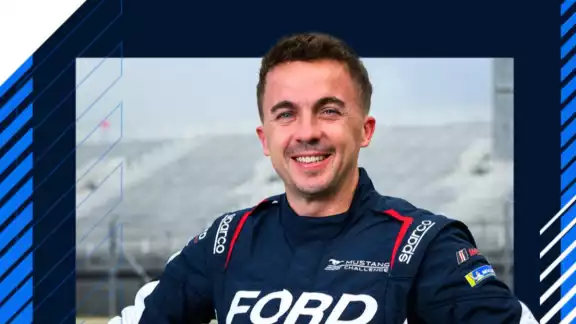 Frankie Muniz tiene accidente fatal que lo va a alejar de las pistas de carreras Frankie Muniz tiene accidente fatal que lo va a alejar de las pistas de carreras