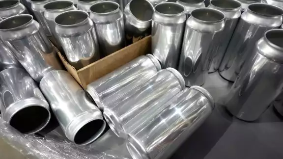 En 2023, Estados Unidos importó latas de aluminio por un valor de 411 millones de dólares, siendo México su principal proveedor