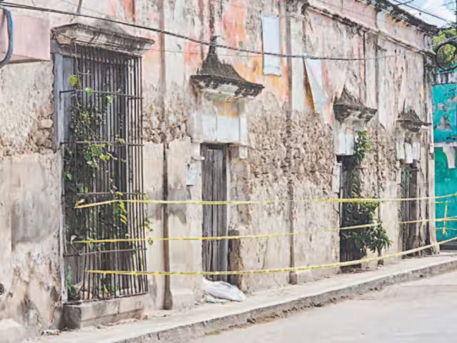 Vecinos demandan pronta acción de la autoridad con la finalidad de prevenir accidentes