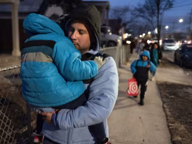 El bloqueo temporal detiene la implementación de la orden ejecutiva mientras se resuelve el litigio en tribunales