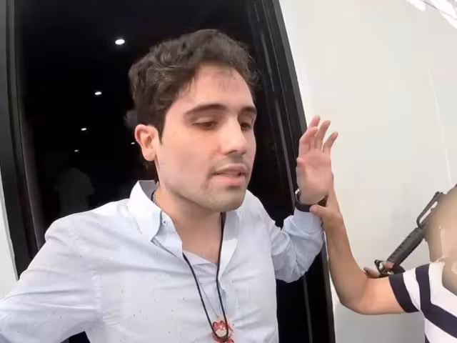 De acuerdo con fuentes judiciales, Ovidio Guzmán López habría alcanzado un acuerdo con las autoridades estadounidenses