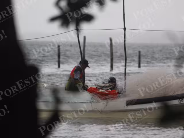 El puerto de Champotón permanece cerrado a la navegación ribereña por el evento de “norte”.