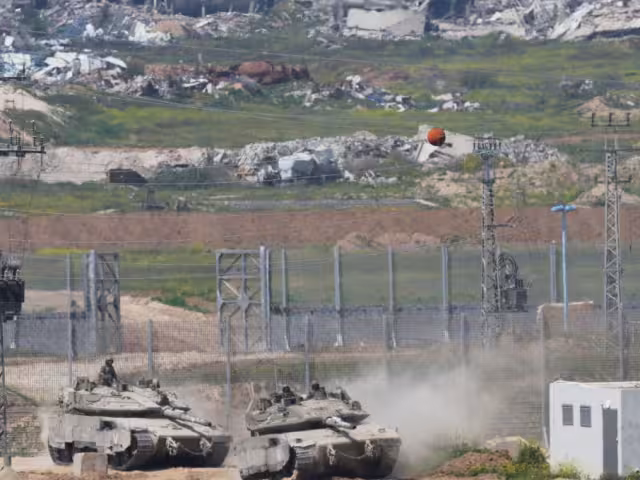 Esta ofensiva se produce tras casi dos meses de alto al fuego en el enclave