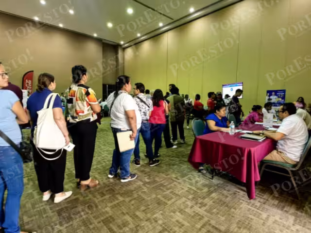 Carmen XXI recibe última feria del año: 338 vacantes y esperanza laboral