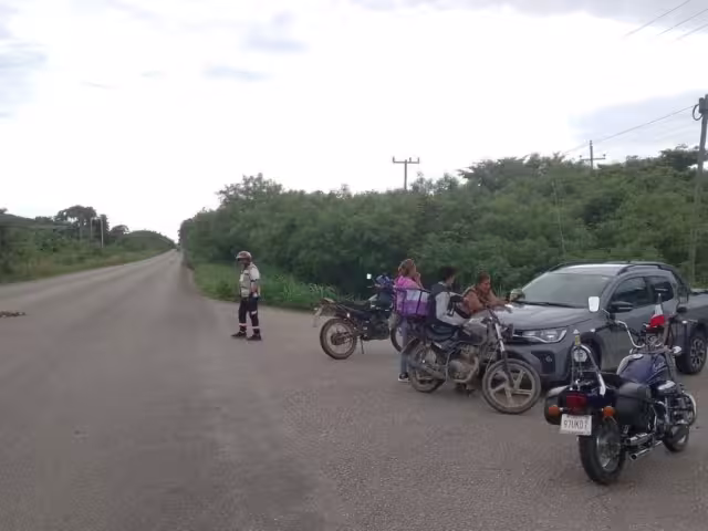 Percance vehicular en carretera Ucum-La Unión