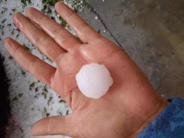 Así lucían los bloques de granizo en Ecatepec, Estado de México