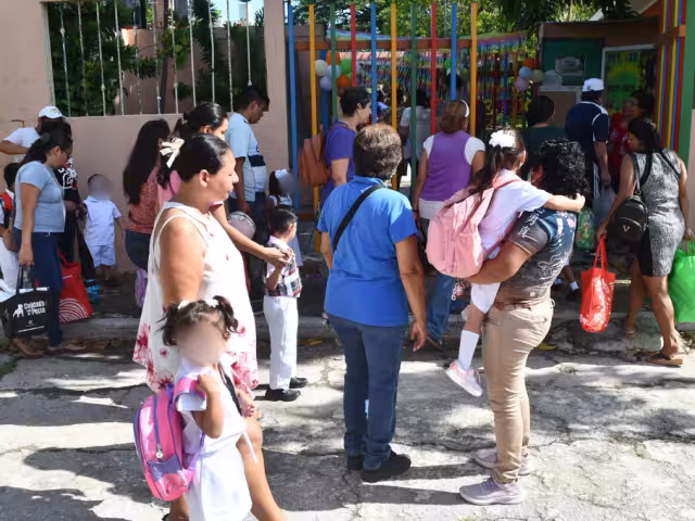 Otra vez a las escuelas retornará la algarabía que les dan los chiquitines y las calles se llenarán nuevamente de colegiales