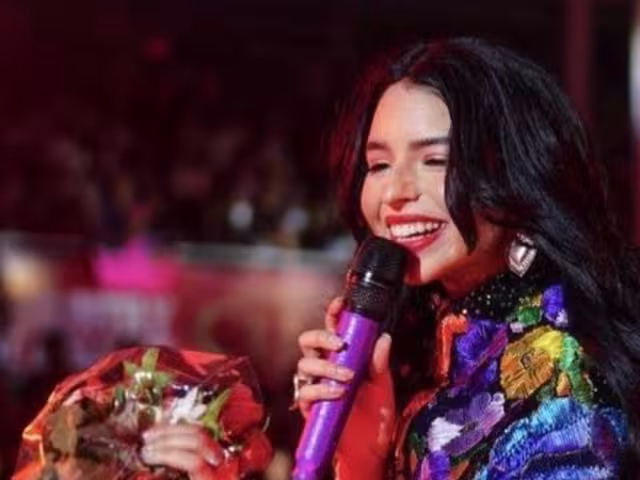 ¿Ángela Aguilar se hizo una nueva operación que cambió su rostro?