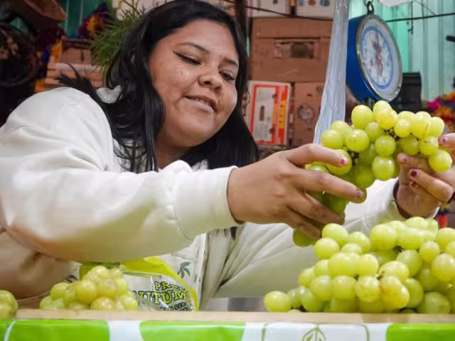 El precio de las uvas parsa los deseos de Año Nuevo, incrementó aproximadamente 100% en comparación con el fin de año 2023