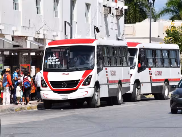 Los estudiantes deberán pagar la tarifa estándar de transporte público en este periodo.