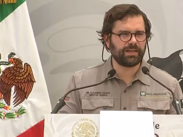 Alejandro Svarch Pérez, director de IMSS-Bienestar