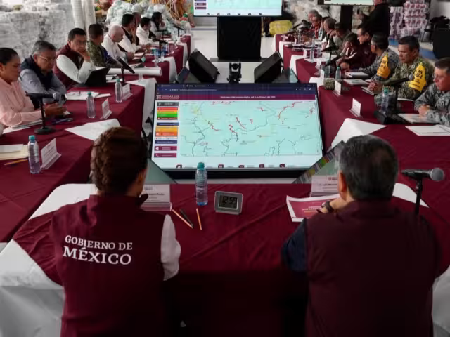 La presidenta Claudia Sheinbaum ha reiterado que su administración mantendrá presencia permanente en las regiones