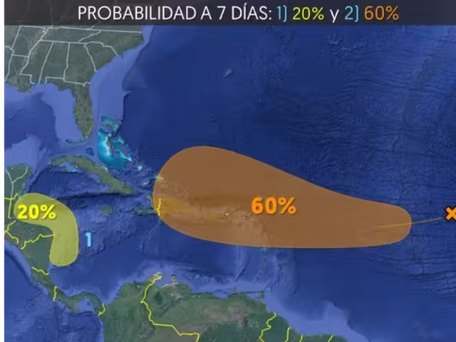 El SMN ha alertado sobre la formación de dos zonas de baja presión en el Caribe y el Atlántico.