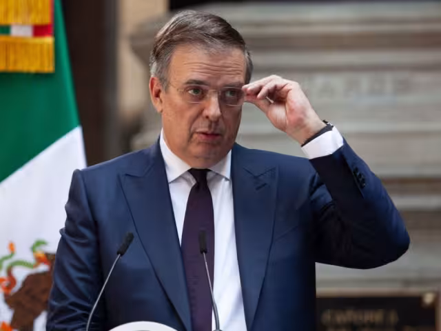 Marcelo Ebrard Casaubón, secretario de Economía