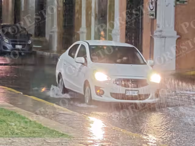 La Seproci clasificó a ocho municipios de Campeche en riesgo medio por lluvias debido a la Onda Tropical número 40.