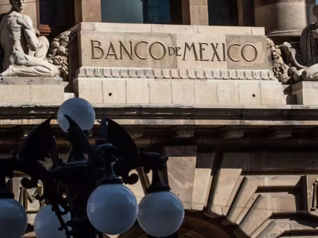 Banxico informó que esta decisión responde a un entorno de inflación en descenso