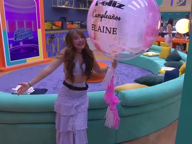 La Casa de los Famosos México: Aarón Mercury sorprende a Elaine Haro con baile sensual por su cumpleaños