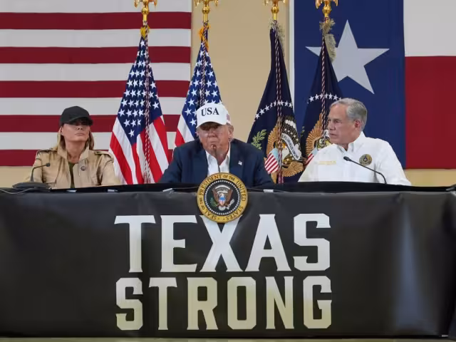 La visita presidencial se produjo en medio de crecientes cuestionamientos hacia las autoridades locales