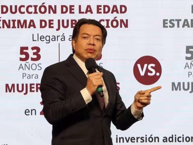 Mario Delgado Carrillo, secretario de Educación Pública