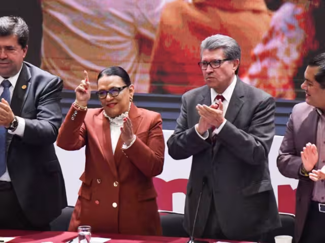 Rosa Icela Rodríguez, secretaria de Gobernación, estuvo en la reunión plenaria de Morena en la Cámara de Diputados