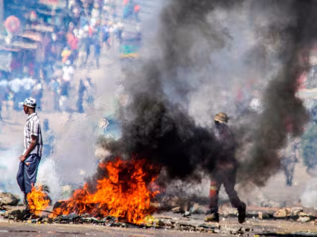 La ONG Plataforma Electoral Decide han reportado un total de 56 muertes relacionadas con las protestas tras las elecciones generales del 9 de octubre