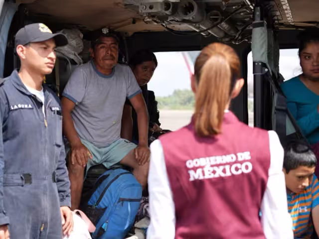 Con el despliegue de helicópteros y brigadas de auxilio, el Gobierno de México busca acelerar las labores de rescate y reconstrucción