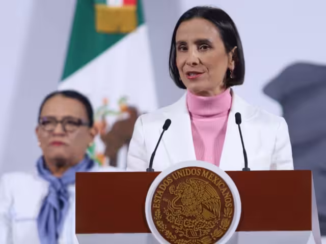 Luz Elena González, secretaria de Energía,