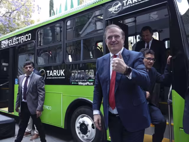 Marcelo Ebrard Casaubón, secretario de Economía